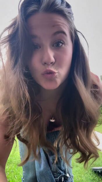 Full leaked Caeli mckay private onlyfans photo