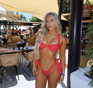 Full leaked Cailin beggs private onlyfans photo