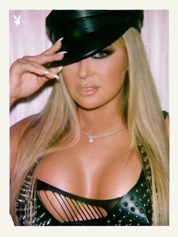 Carmen Electra