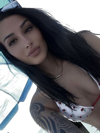 Full leaked Cay h private onlyfans photo