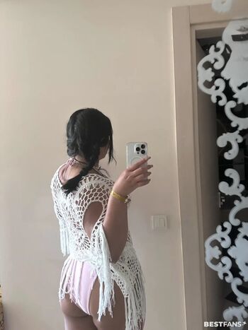 Celina_x31