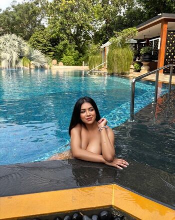 Full leaked Charu sharma private onlyfans photo