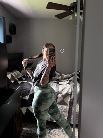 Full leaked Chelsswellss private onlyfans photo