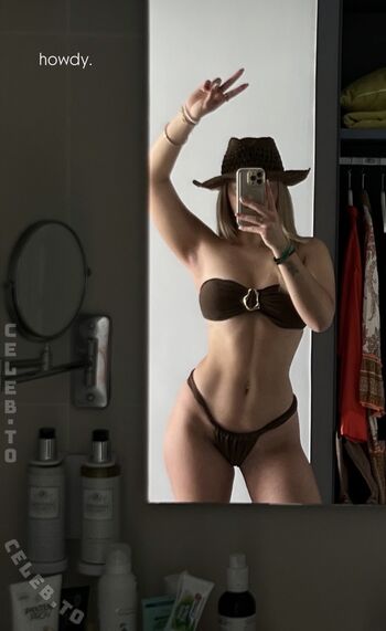 Full leaked Chiaradom private onlyfans photo
