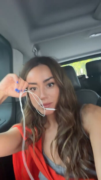 Chloe Bennet