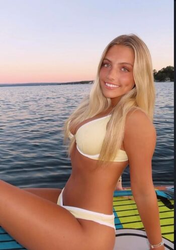 Full leaked Chloe dinello private onlyfans photo