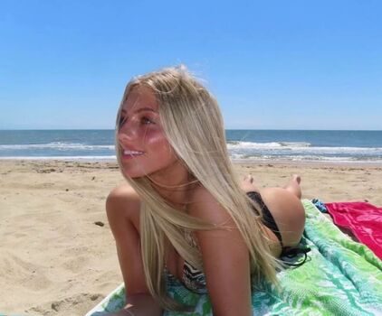 Full leaked Chloe dinello private onlyfans photo