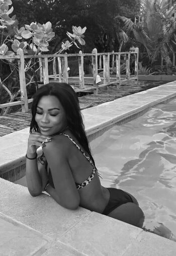 Full leaked Chumile raziya private onlyfans photo