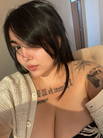 Full leaked Clara holzer private onlyfans photo