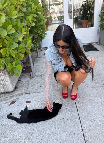 Full leaked Claudia romani private onlyfans photo