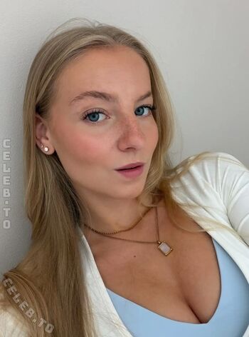 Full leaked Coliendk private onlyfans photo