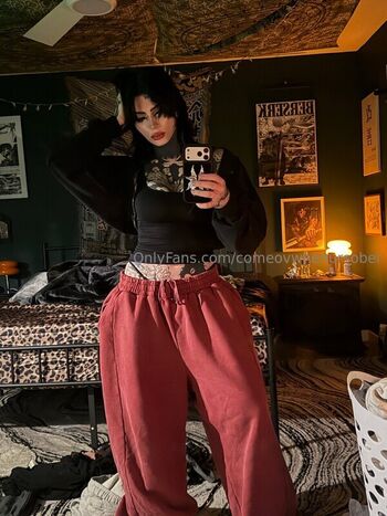 Full leaked Comeovwhenursober private onlyfans photo