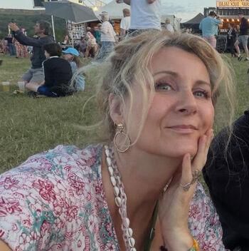 Corrinne Wicks