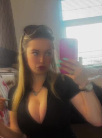 Full leaked Cutecandyxls private onlyfans photo