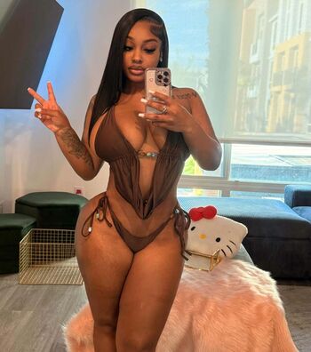 Full leaked Dabombbestmari private onlyfans photo