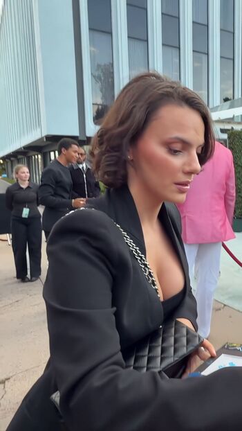 Dafne Keen