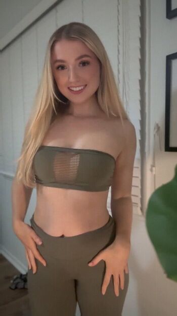 Full leaked Daisybaby private onlyfans photo