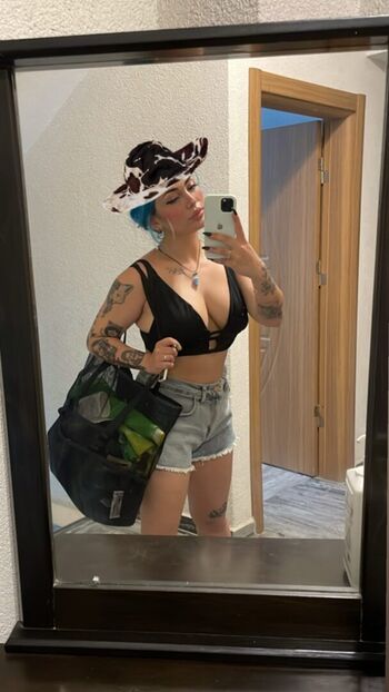 Full leaked Damla ecre private onlyfans photo