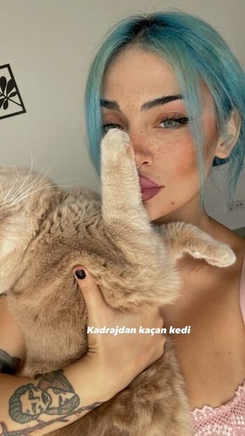 Full leaked Damla ecre private onlyfans photo