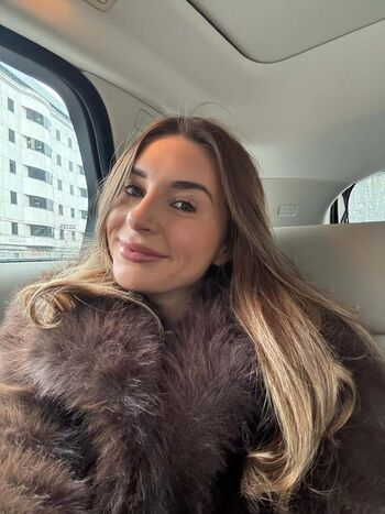 Full leaked Dani dyer private onlyfans photo