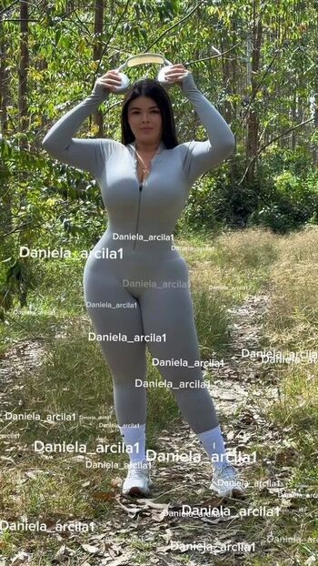 Daniela Arcila1