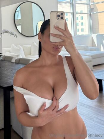 DaphneJoy