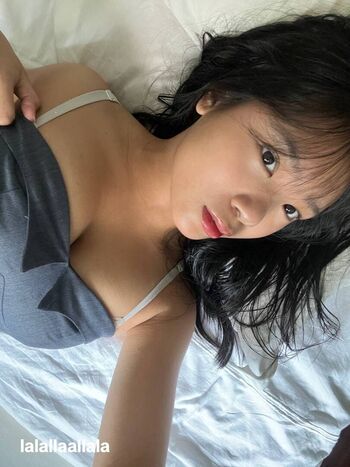 Full leaked Daphnelowkey private onlyfans photo