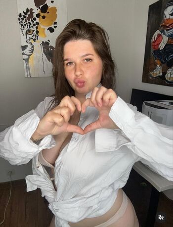 Daria Khudozhnitsa