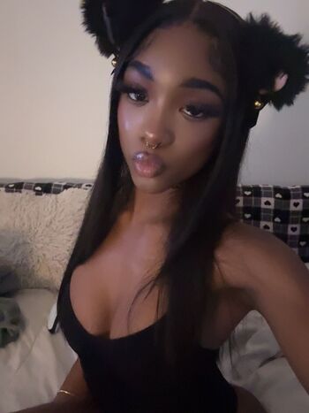 Full leaked Decembrsprincess private onlyfans photo