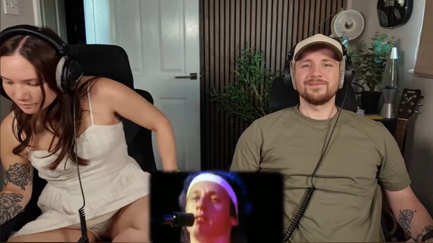 Full leaked Double take reacts private onlyfans photo