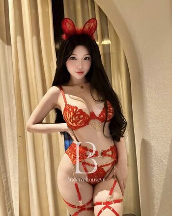 Full leaked Duyenn hipp private onlyfans photo