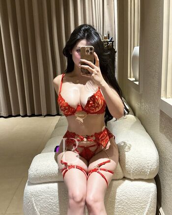 Full leaked Duyenn hipp private onlyfans photo