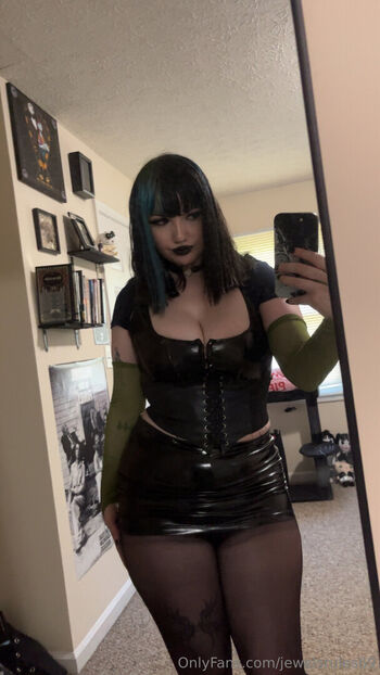 Full leaked Egirljewels private onlyfans photo