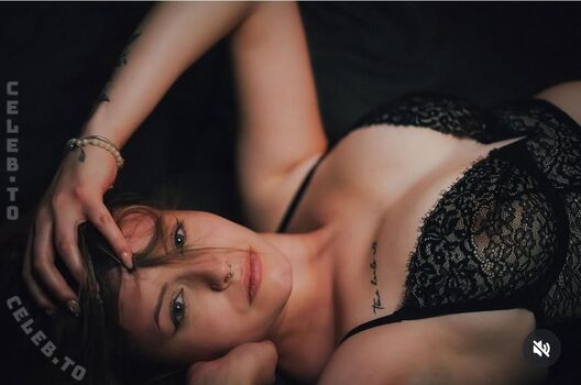 Full leaked Einfach louise private onlyfans photo