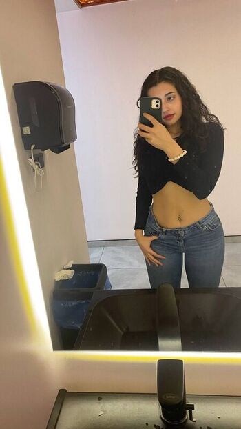 Full leaked Ela kavak private onlyfans photo