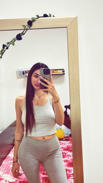 Full leaked Elena tdrr private onlyfans photo