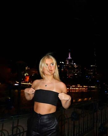 Full leaked Elizabeth nichols private onlyfans photo