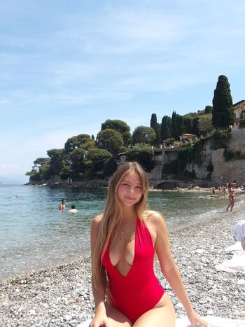 Full leaked Ella friedland private onlyfans photo