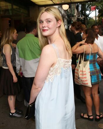 Elle Fanning