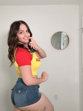 Full leaked Empresslaurasophie/ private onlyfans photo