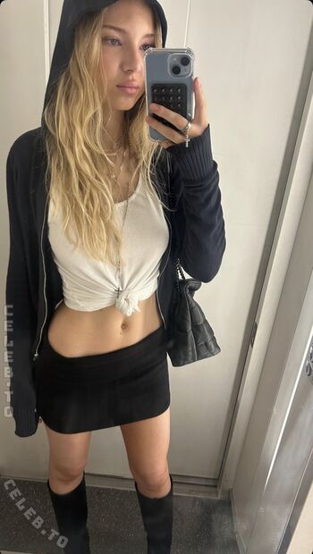 Full leaked Ellenbaschata private onlyfans photo