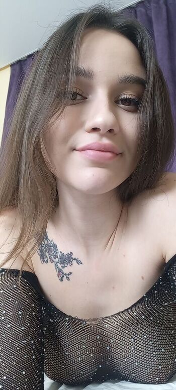 Full leaked Ellyyang private onlyfans photo