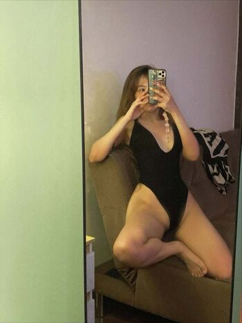 Full leaked Eloise winchel private onlyfans photo