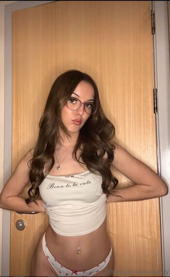 Full leaked Elsray private onlyfans photo