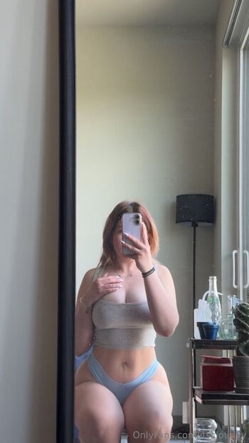 Full leaked Elsuzannee private onlyfans photo