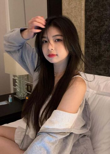 Full leaked Elyn leong private onlyfans photo