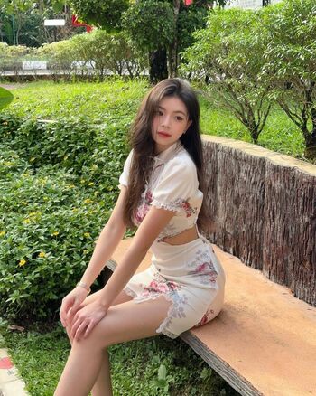 Full leaked Elyn leong private onlyfans photo