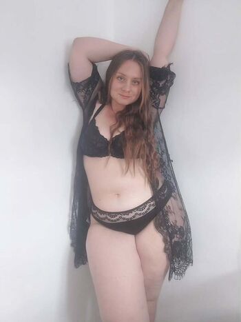Full leaked Emeline parent private onlyfans photo