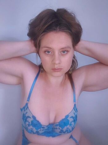 Full leaked Emeline parent private onlyfans photo