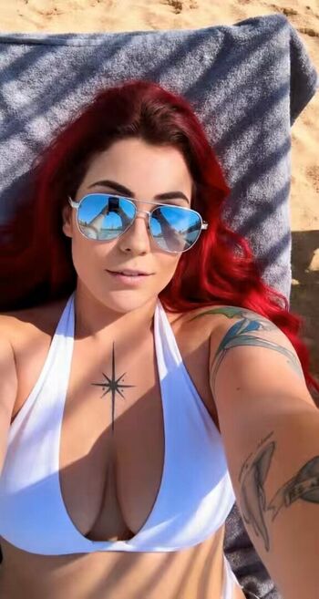 Full leaked Emeraldskky private onlyfans photo